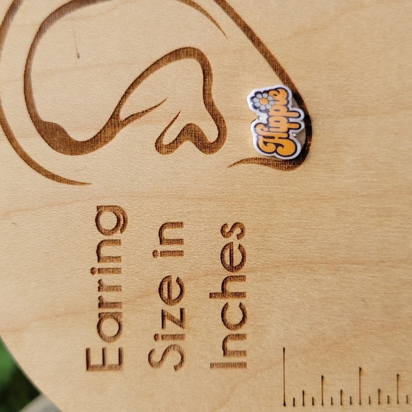 Hippie Flower Power Stud Earrings - Picture 3 of 6